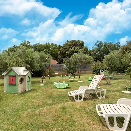 Villa Picturesque In With Pool Montmeyan
